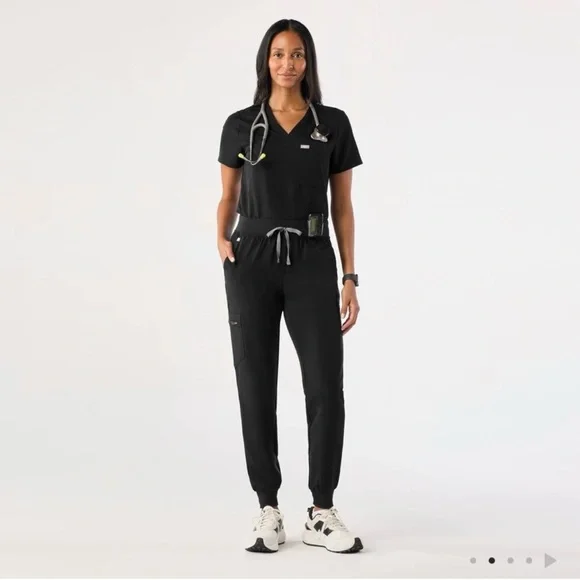 NWOT Figs Women's Zamora Black Technical Collection Pant Size: XS - Picture 5 of 13